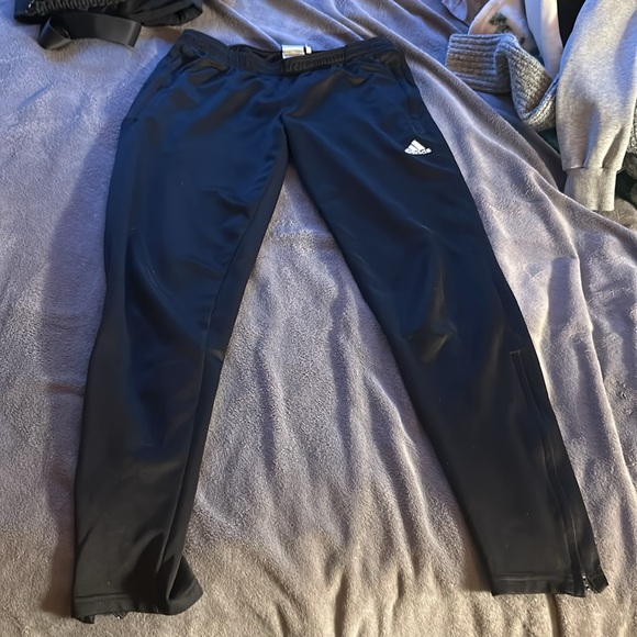 BLACK ADIDAS TRACKPANTS - Picture 2 of 5